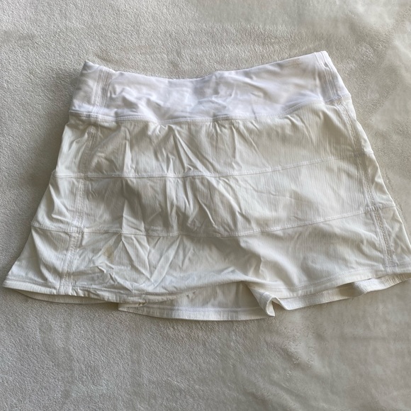 LULU LEMON WHITE PACE RIVAL SKIRT - Picture 3 of 7
